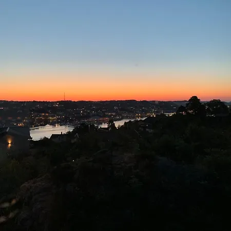 Arendalsuka - Stort Hus 15 Min Gangavstand Til Ferga Tatil Evi *