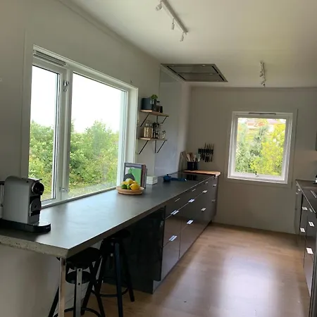 Arendalsuka - Stort Hus 15 Min Gangavstand Til Ferga *