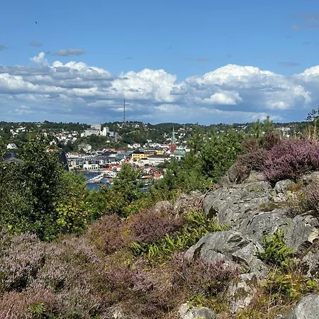 Tatil Evi Arendalsuka - Stort Hus 15 Min Gangavstand Til Ferga